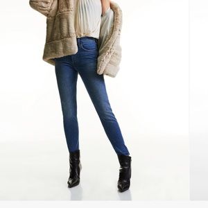 Aritzia Denim Forum Yoko slim jeans